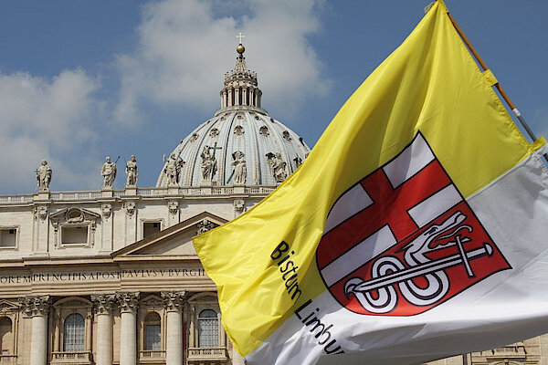 Limburger Banner Petersdom 2